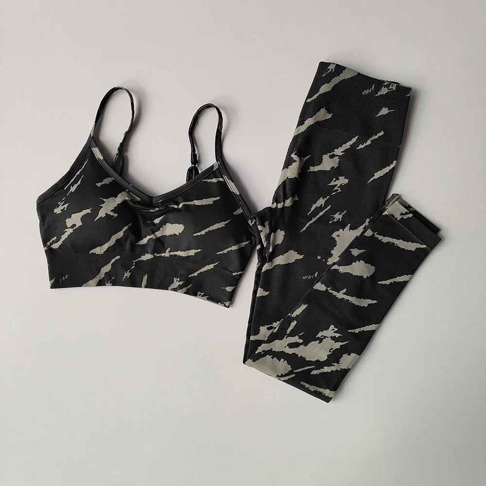 YogiWear Co: ChakraFlow Yoga Set